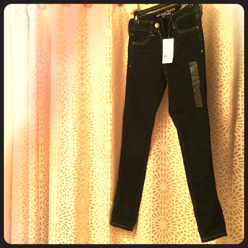 American Eagle Jegging in Blue (jeans) 6 Short